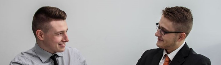 Establece las obligaciones de empresario y trabajador en un contrato de trabajo